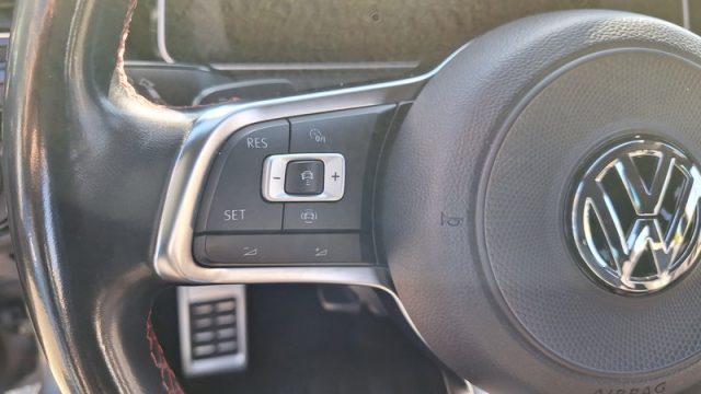 VOLKSWAGEN Golf GTI usata, con Sistema di navigazione