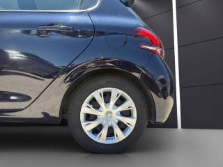 PEUGEOT 208 usata, con Specchietti laterali elettrici