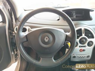 RENAULT Modus usata 23