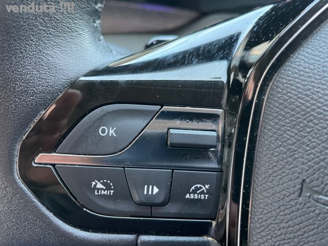 PEUGEOT 308 usata, con Fari Xenon