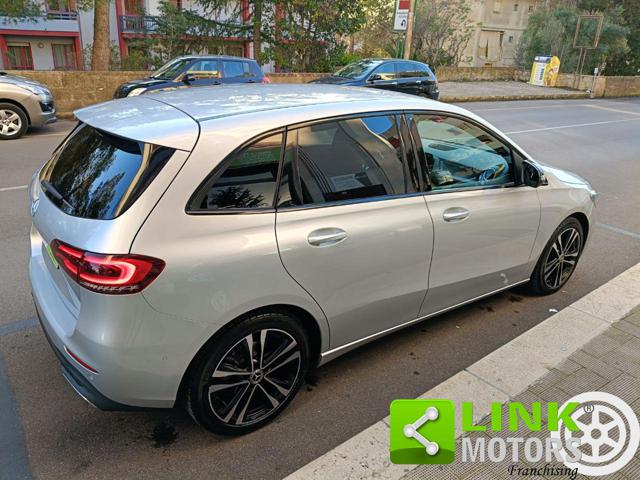 MERCEDES-BENZ B 180 usata, con Fari LED
