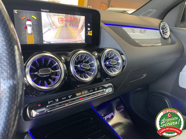 MERCEDES-BENZ GLA 200 usata, con USB