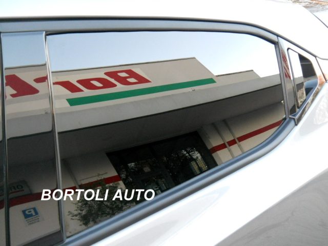 NISSAN Juke usata, con Fari LED