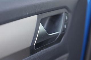 VOLKSWAGEN T-Roc usata, con USB