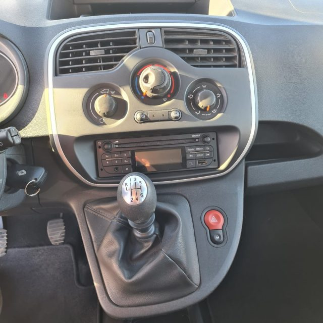RENAULT Kangoo usata, con Specchietti laterali elettrici