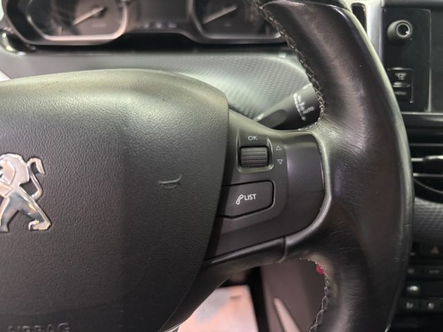 PEUGEOT 2008 usata, con Interni in pelle