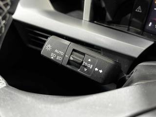 OPEL Frontera usata, con Sensore di luce