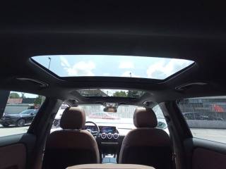 MERCEDES-BENZ GLA 200 usata, con Tettuccio apribile