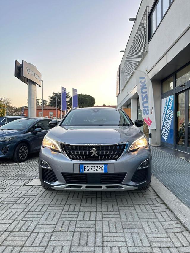 PEUGEOT 3008 usata, con Airbag