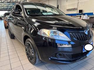 LANCIA Ypsilon usata, con Airbag