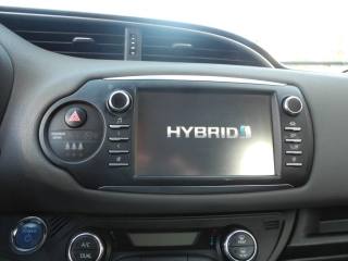 TOYOTA Yaris usata, con Volante multifunzione