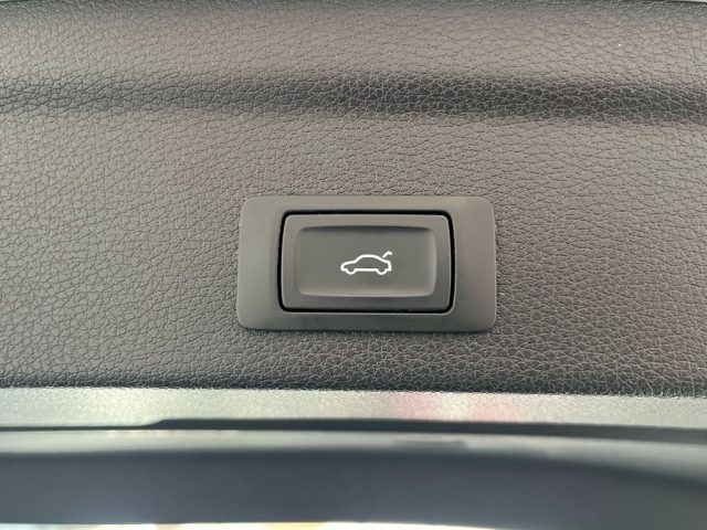 AUDI Q3 usata, con Specchietti laterali elettrici