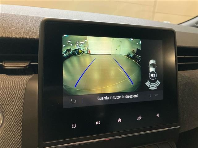 RENAULT Clio usata, con Fari LED