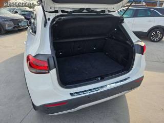 MERCEDES-BENZ GLA 180 usata, con Park Distance Control