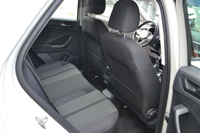 VOLKSWAGEN T-Roc usata 19