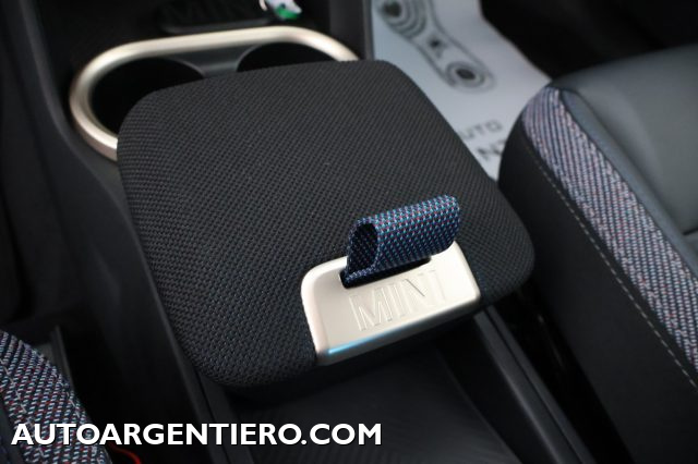 MINI Countryman usata, con Fendinebbia