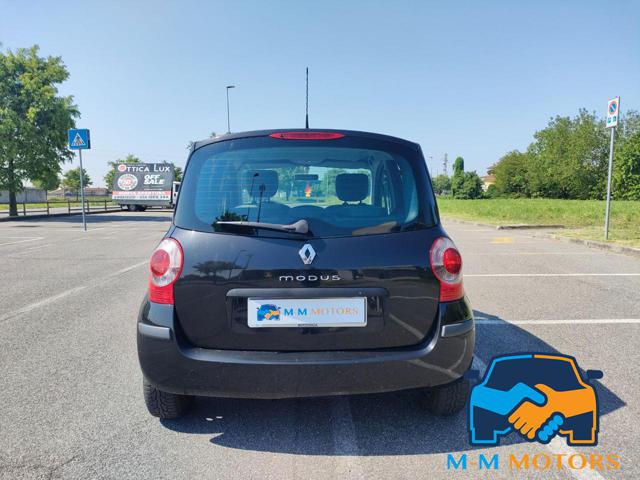 RENAULT Modus usata, con Autoradio