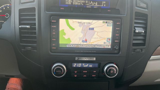 MITSUBISHI Pajero usata, con Fari Xenon