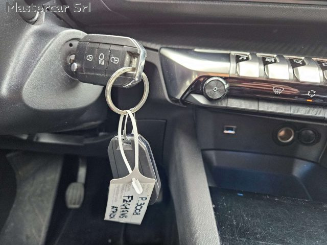 PEUGEOT 3008 usata, con Sistema di navigazione