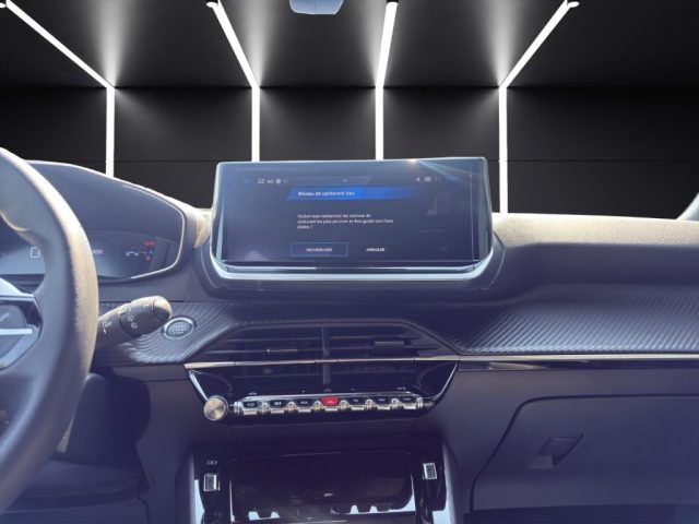 PEUGEOT 2008 usata, con Specchietti laterali elettrici