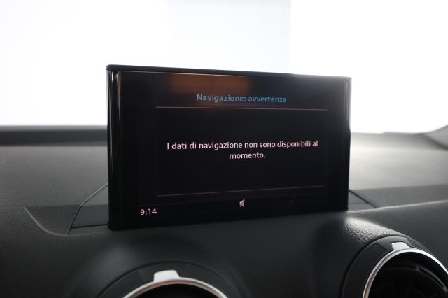 AUDI Q2 usata 9
