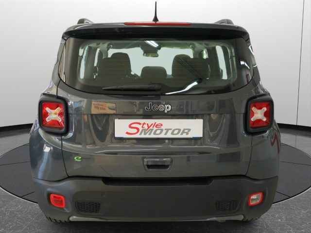 JEEP Renegade usata, con USB