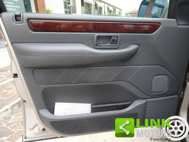 LAND ROVER Range Rover usata, con MP3