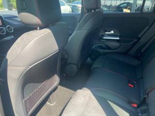 MERCEDES-BENZ GLA 200 usata, con Park Distance Control