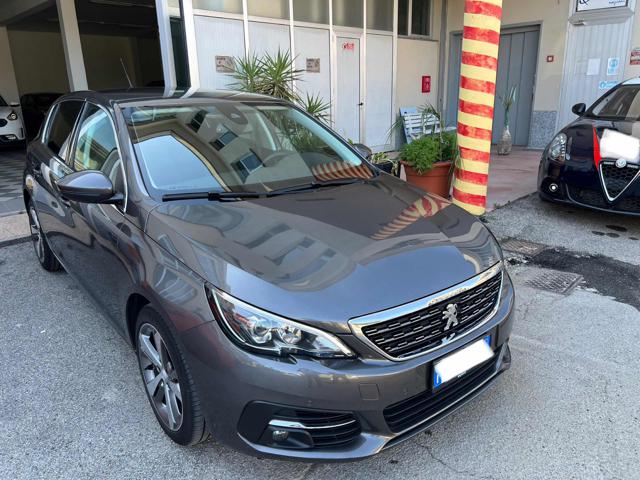 PEUGEOT 308 usata, con Airbag