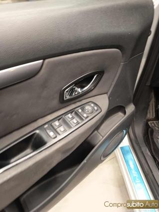 RENAULT Scenic usata 28