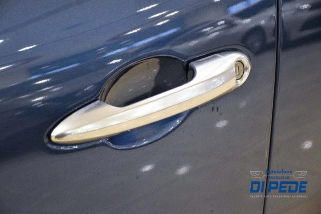 LANCIA Ypsilon usata, con USB