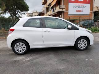 TOYOTA Yaris usata, con Boardcomputer