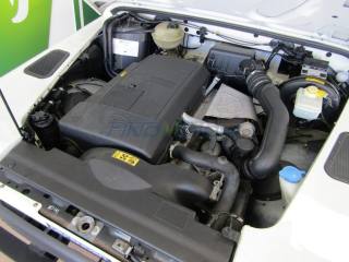 LAND ROVER Defender usata 15