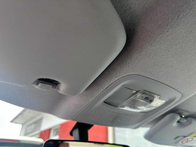 PEUGEOT 208 usata, con Sedile posteriore sdoppiato