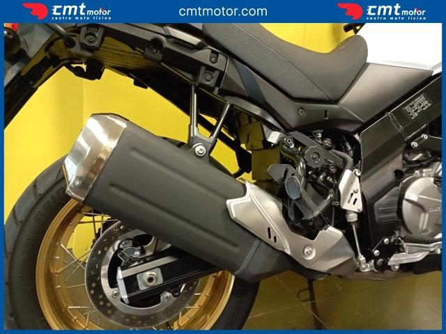 SUZUKI V-Strom 650 usata 9