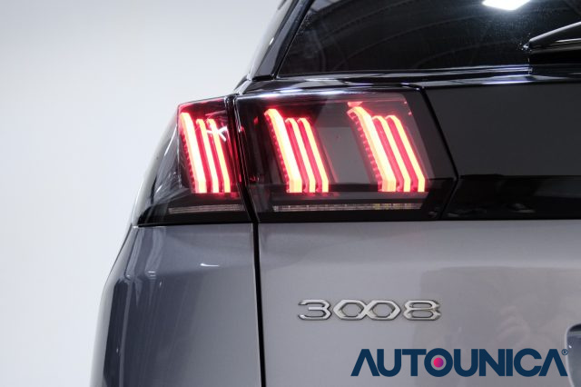 PEUGEOT 3008 usata, con Airbag testa