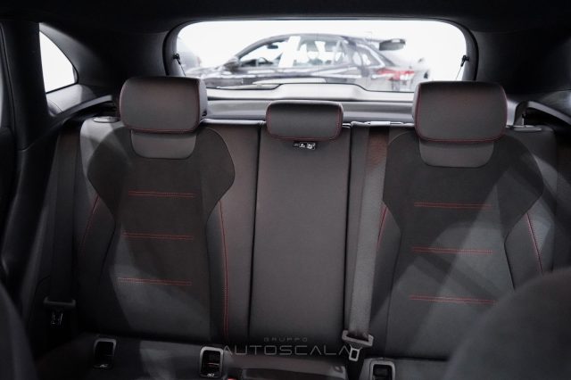 MERCEDES-BENZ GLA 200 usata, con Sensore di pioggia