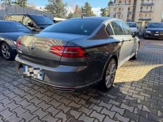 VOLKSWAGEN Passat usata, con Airbag Passeggero