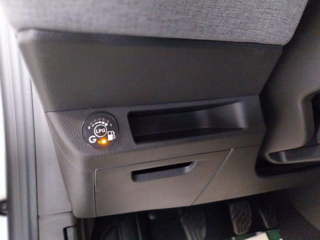 RENAULT Clio usata, con Boardcomputer