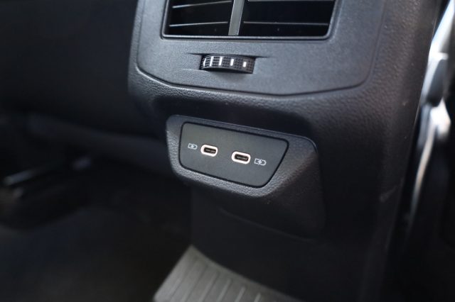 VOLKSWAGEN T-Roc usata 213