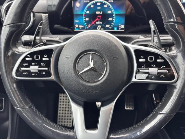 MERCEDES-BENZ CLA 200 usata, con Controllo elettronico della corsia