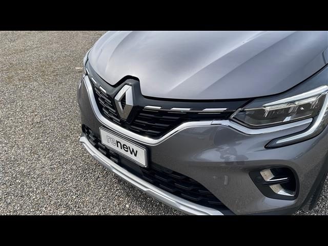 RENAULT Captur usata, con Volante in pelle