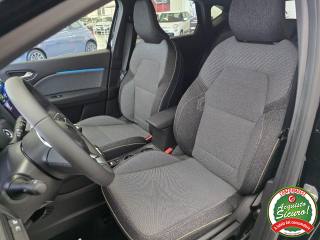 RENAULT Captur usata, con Touch screen