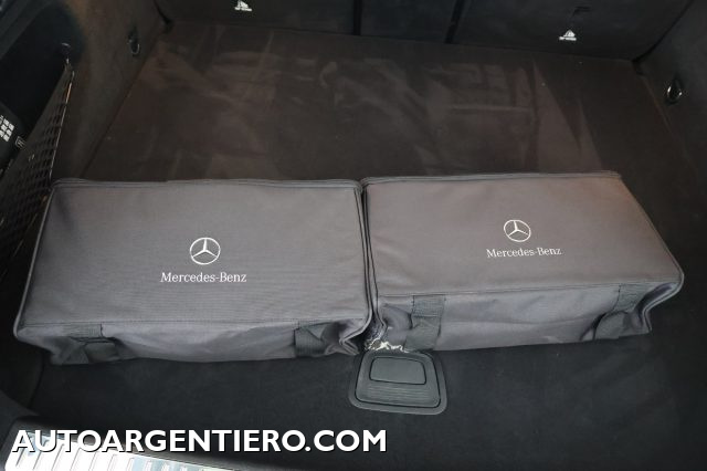 MERCEDES-BENZ GLC 300 usata, con Bracciolo