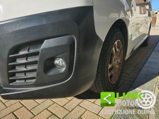 OPEL Vivaro usata, con Vivavoce