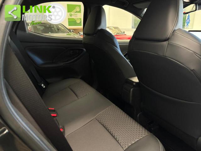 TOYOTA Yaris usata, con Isofix