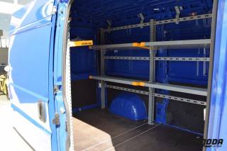 PEUGEOT Boxer usata, con Bracciolo
