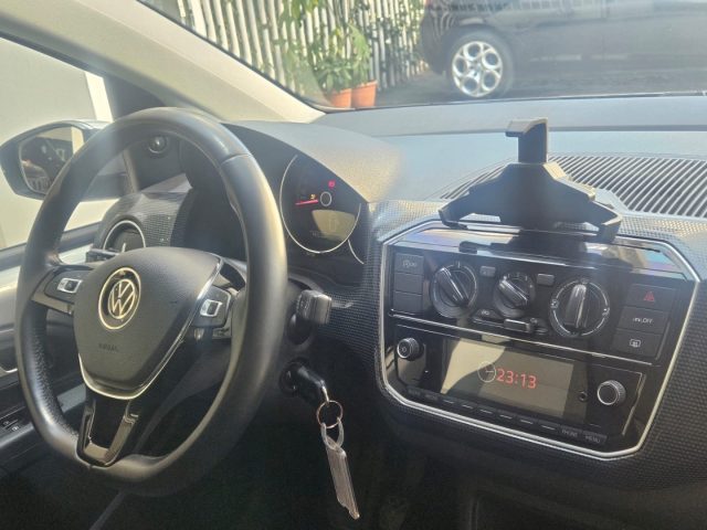 VOLKSWAGEN up! usata, con Controllo elettronico della corsia
