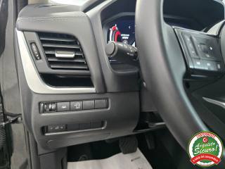 NISSAN Qashqai usata, con Fari LED