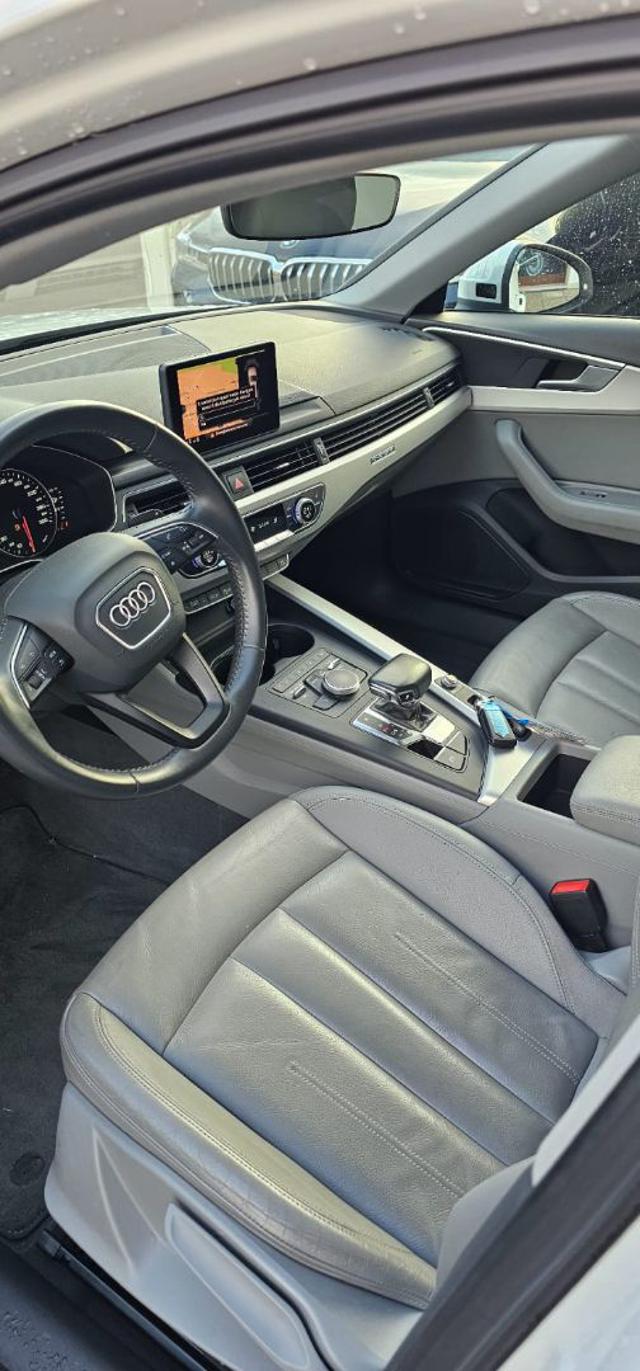 AUDI A4 usata, con Chiusura centralizzata